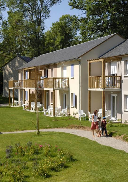 Residence Odalys Le Hameau Du Lac Rignac  Exterior foto