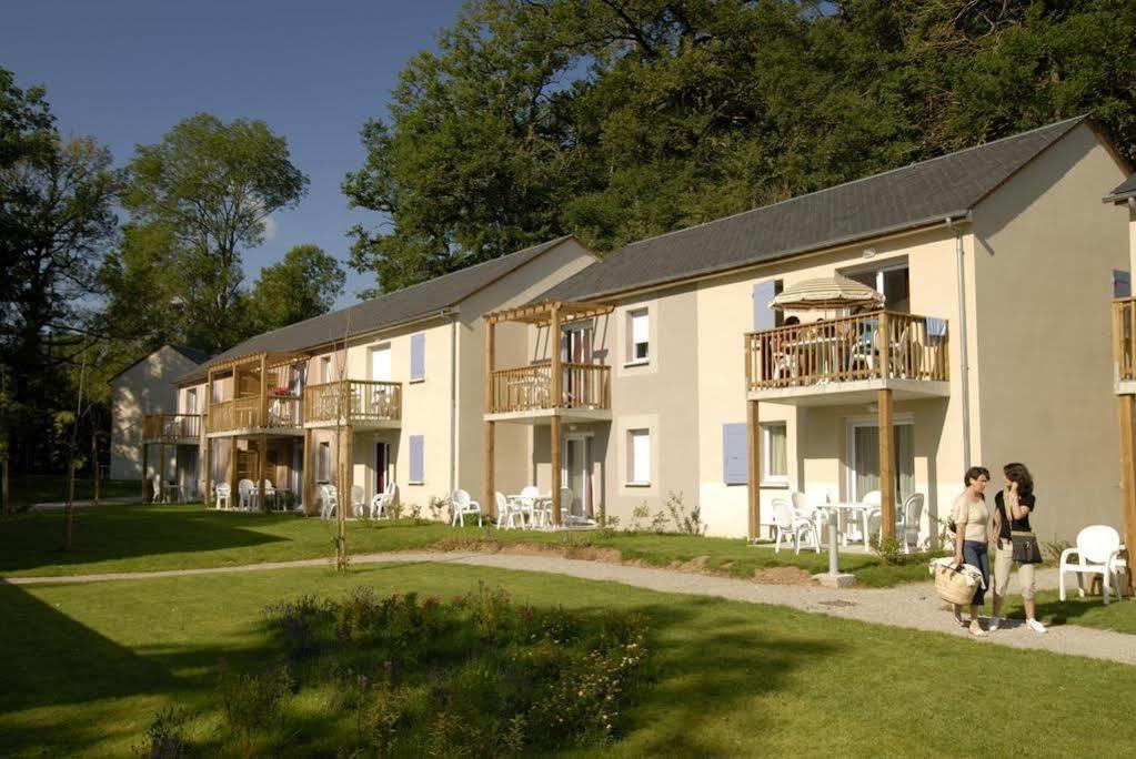 Residence Odalys Le Hameau Du Lac Rignac  Exterior foto